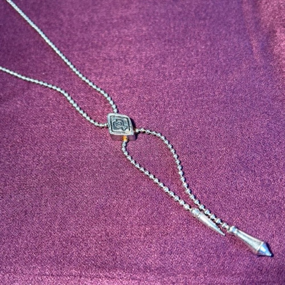 Vintage Silvertone Necklace - Unique Style!
